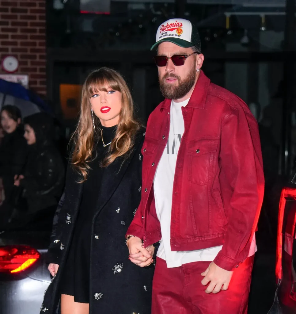 Taylor Swift’s Surprise ‘Shake It Off’ Show at Travis Kelce’s Event